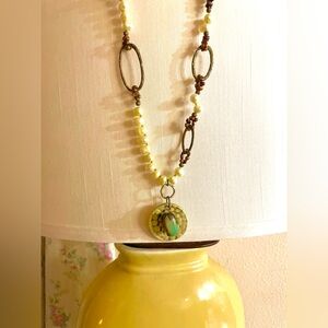 Nature-Inspired Necklace with Gold and Green Accents ♥️